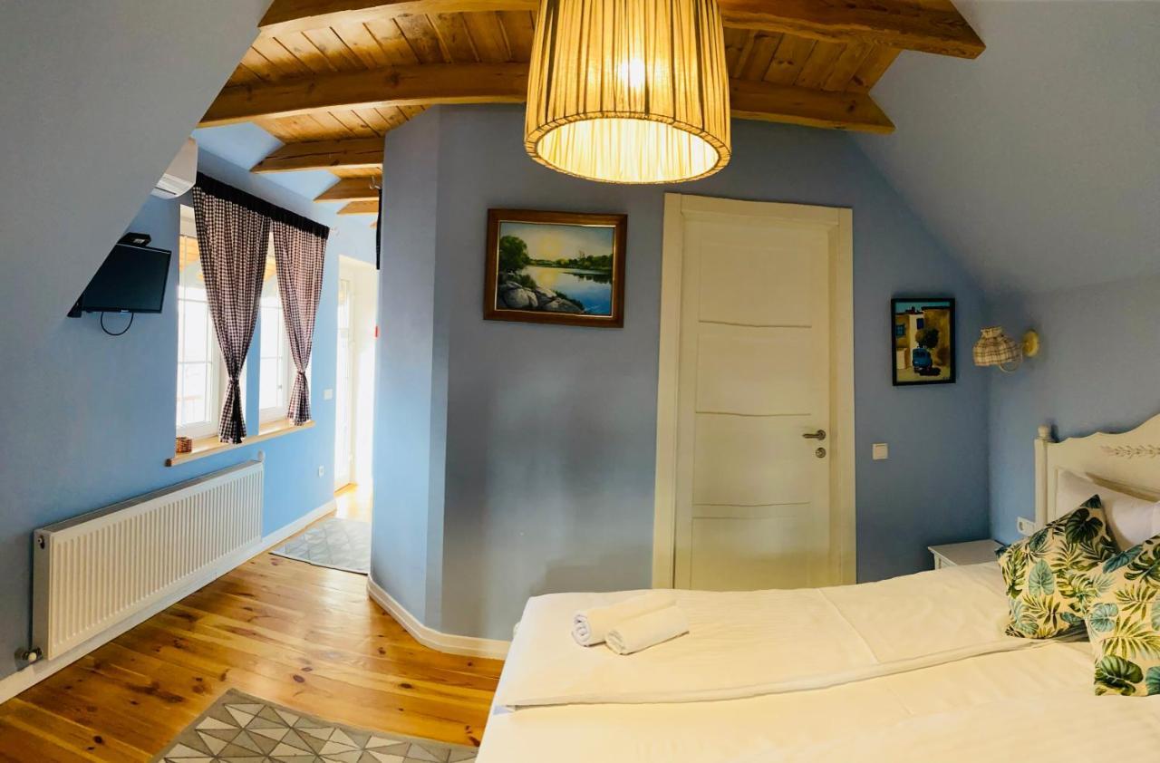 Гриль Станція Hotel Bila Țerkva Exterior foto