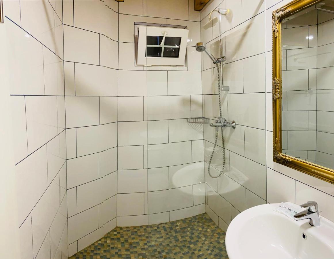 Гриль Станція Hotel Bila Țerkva Exterior foto